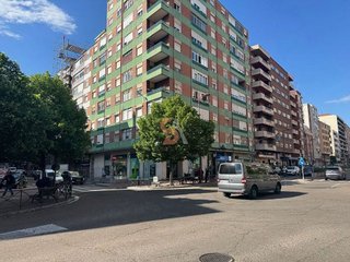 Local comercial en alquiler en Rondilla - Santa Clara en Valladolid