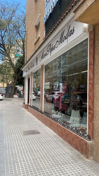 Local comercial en alquiler en Girón - Las Delicias - Tabacalera en Málaga