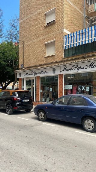 Local comercial en alquiler en Girón - Las Delicias - Tabacalera en Málaga
