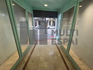Local comercial en alquiler en Vila de Gràcia en Barcelona