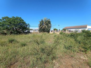 Terreno en venta en Palomares del Río