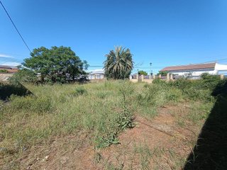 Terreno en venta en Palomares del Río