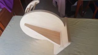Balcón para gato de madera