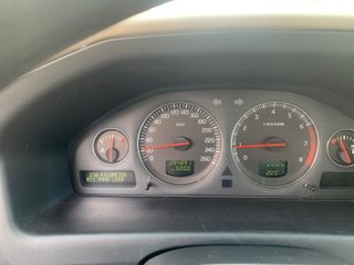 Volvo V70 2003