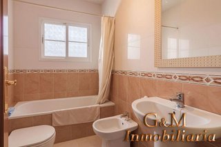 Casa adosada en venta en Torrequebrada en Benalmádena