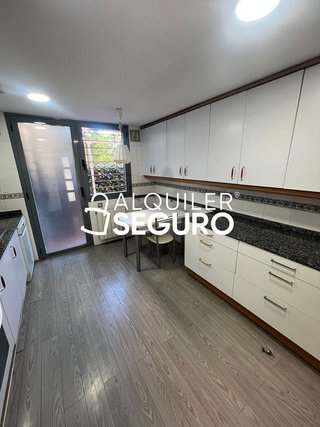 Piso en alquiler en Rejas en Madrid