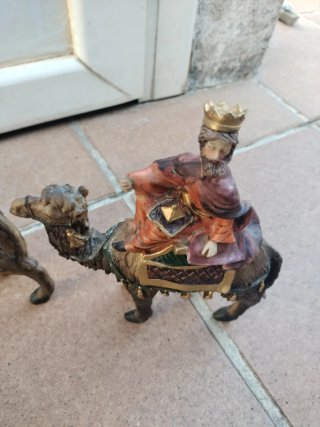 Figuras Reyes Magos. Mirar última foto