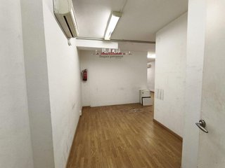 Oficina en alquiler en La Salut en Barcelona