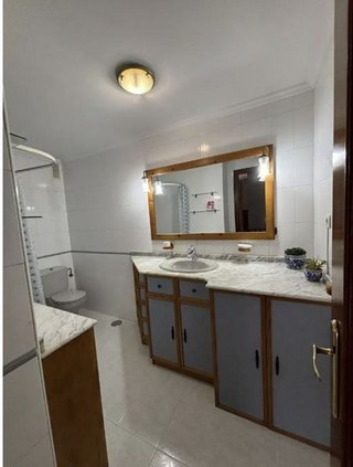 Piso en venta en Contrueces en Gijón