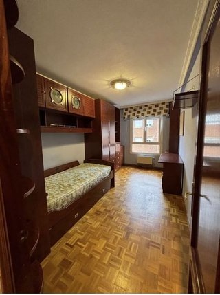Piso en venta en Contrueces en Gijón