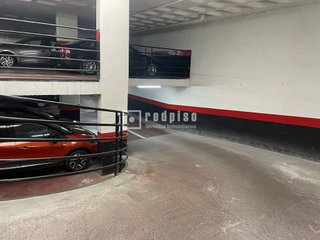 Garaje en venta en Aluche en Madrid