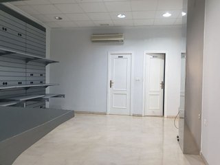 Local comercial en venta en Valdepeñas