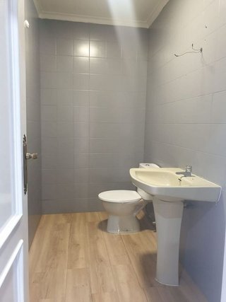 Local comercial en venta en Valdepeñas