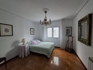 Piso en alquiler en El Llano en Gijón