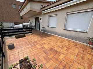 Chalet en venta en Sant Esteve Sesrovires
