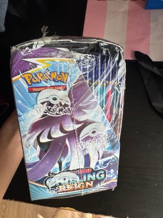 Paquete de Cromos Pokémon Chilling Reign