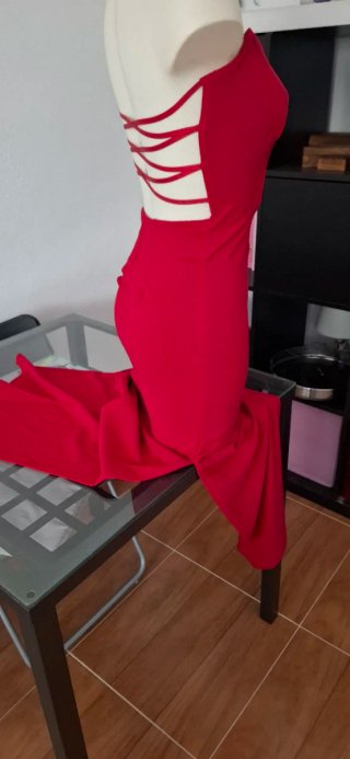 Vestido rojo fiesta largo con aberturas
