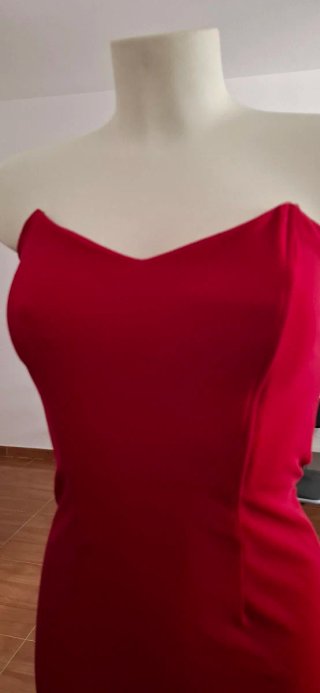 Vestido rojo fiesta largo con aberturas