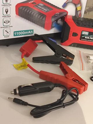 Arrancador de batería coche MULTIFUNCIÓN × NUEVO