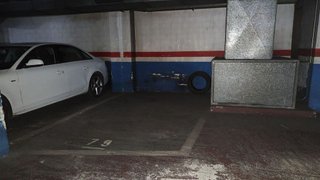 Garaje en venta en Navas en Barcelona