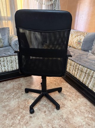 Silla de oficina ergonómica negra cono nueva