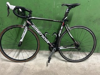 Bicicleta Mendiz RS8 carretera