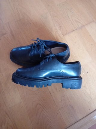 Zapatos H&M negros talla 39