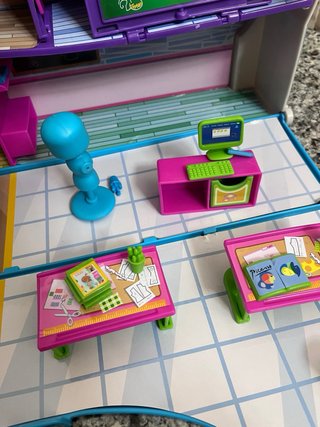Instituto Pinypon con accesorios