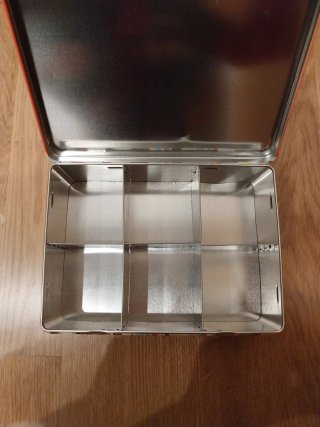 Caja metálica para infusiones