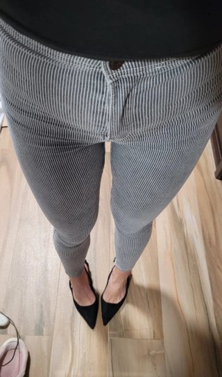 Pantalones grises de tiro alto