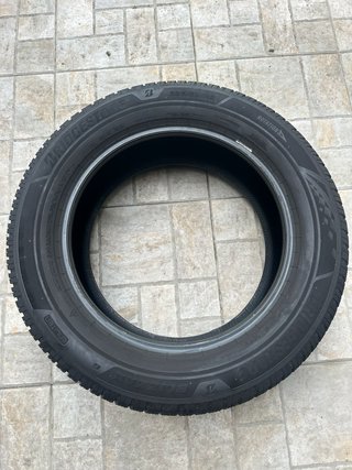Neumáticos 235/60 R18 BRIDGESTONE
