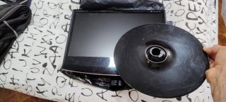 Televisión LG Negra de 22 pulgadas