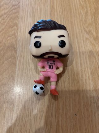 Funko Pop Messi Fútbol Rosa