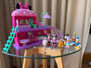 Casa de Minnie Mouse con tobogán
