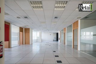 Oficina en alquiler en Tres Olivos - Valverde en Madrid