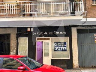 Local comercial en alquiler en Santa Marina - La Paz en Badajoz