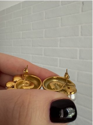 Orecchini placcati oro con perle