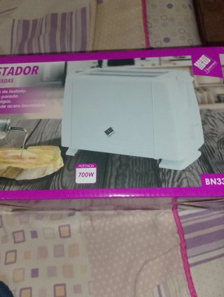 Tostadora 700W Acero Inoxidable Nueva