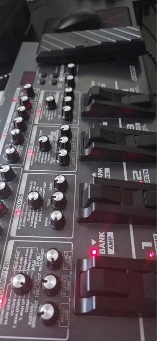 Multiefectos Boss ME-80