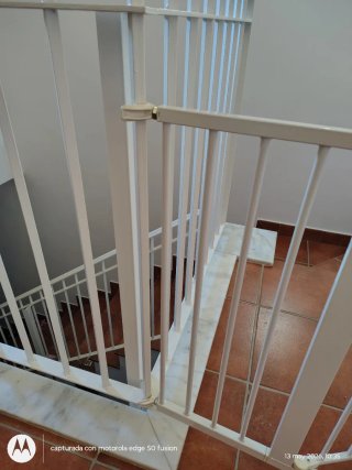 Barandilla de seguridad metal blanco