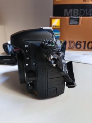 Nikon D610 + MB-D14