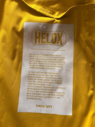 Chubasquero Helly Hansen Amarillo