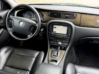 Jaguar S-Type R 400cv NACIONAL