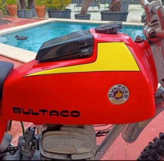 Bultaco Frontera 360 Roja y Amarilla