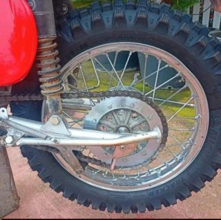 Bultaco Frontera 360 Roja y Amarilla