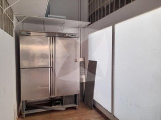 Local comercial en alquiler en Santa Marina - La Paz en Badajoz