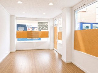 Local comercial en alquiler en Santa Marina - La Paz en Badajoz