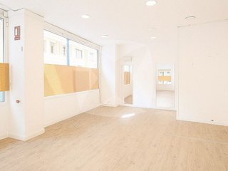 Local comercial en alquiler en Santa Marina - La Paz en Badajoz