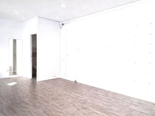 Local comercial en alquiler en Santa Marina - La Paz en Badajoz