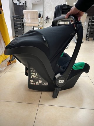 Cuna de viaje y sillita bebé